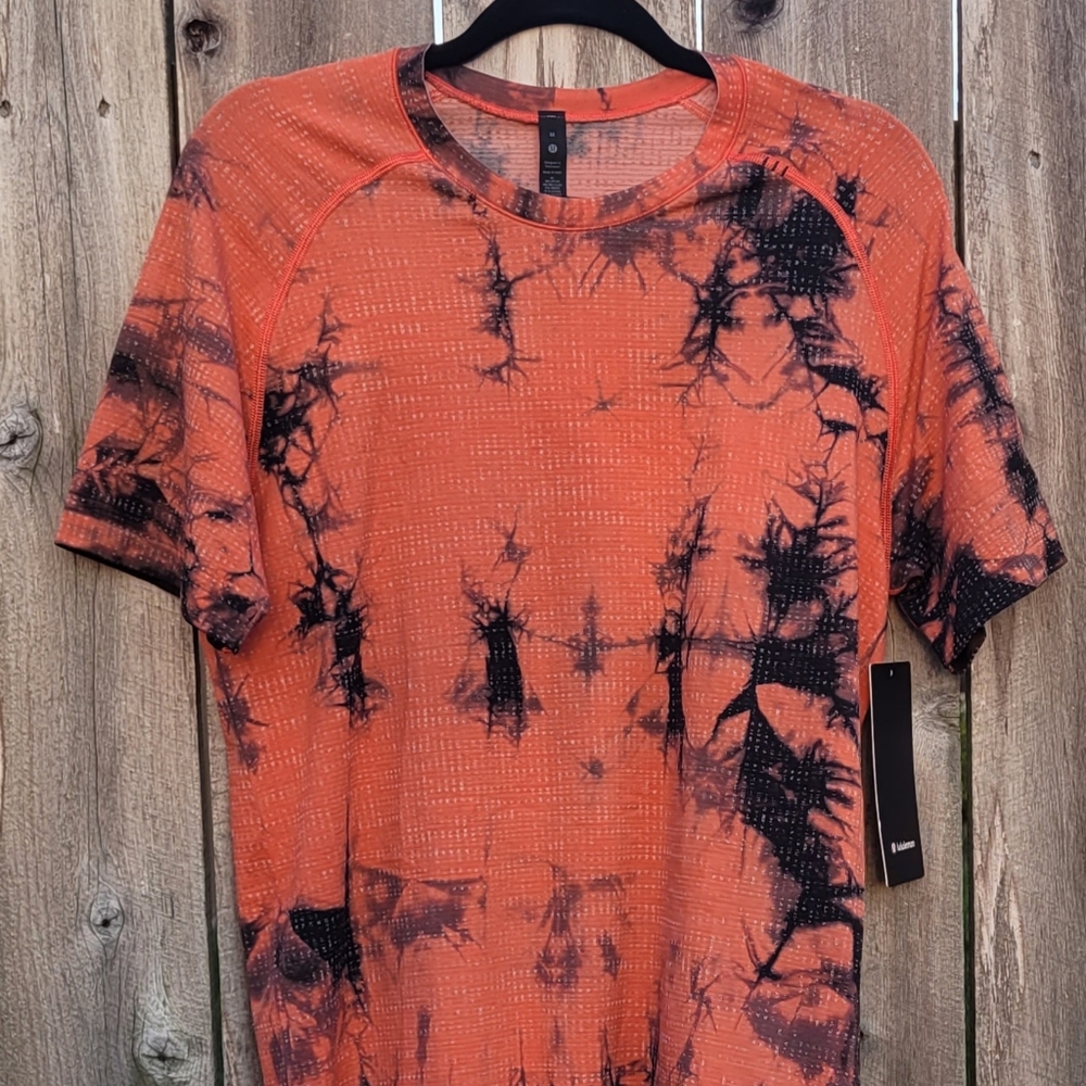 Lululemon size M